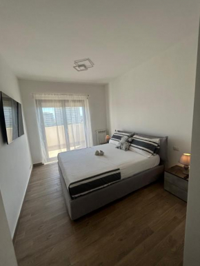 RED SKY APARTMENT - PORTA DI ROMA by GHOR